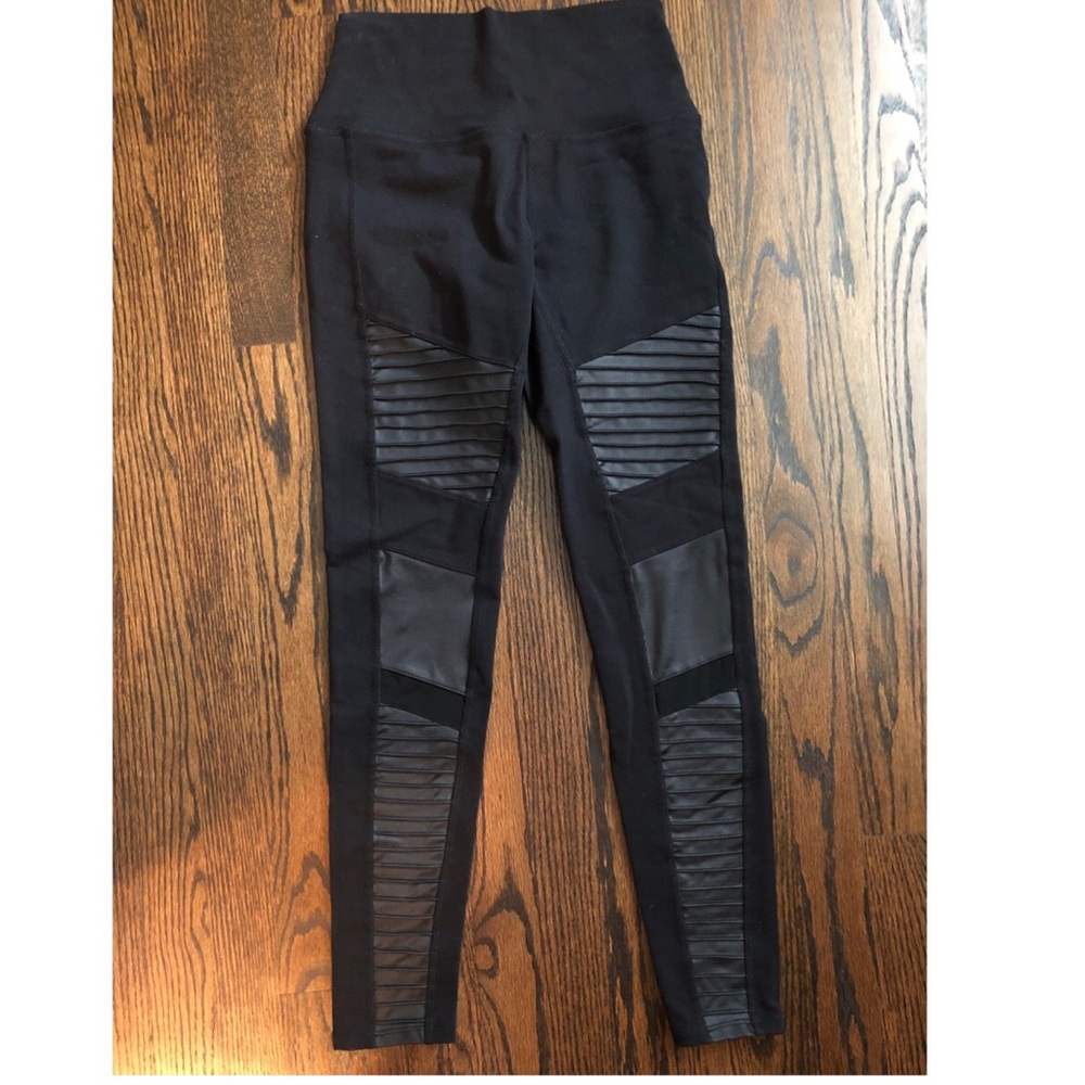 Alo Yoga High Waist Moto